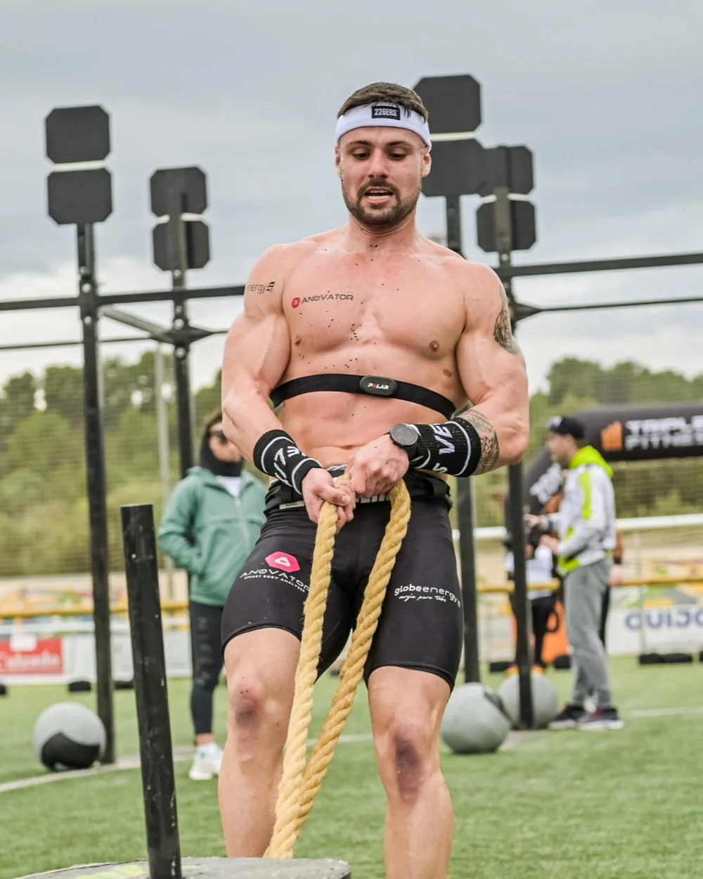 battle-rope-athlete